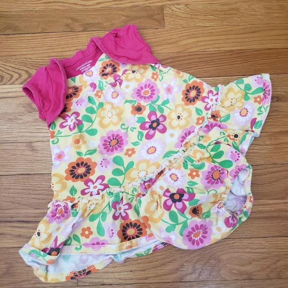 Wonderkids Other - Flowered Girls Dress Sz 18M with Bloomers